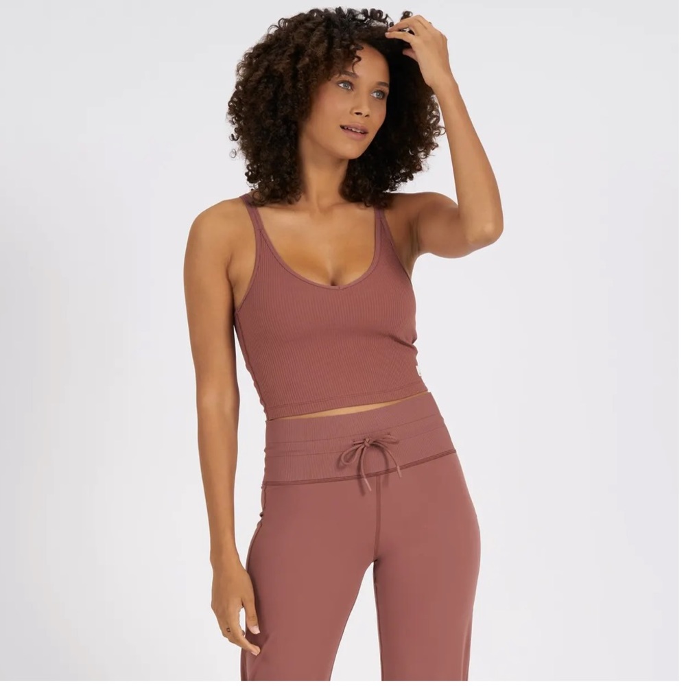Vuori rib crop tank